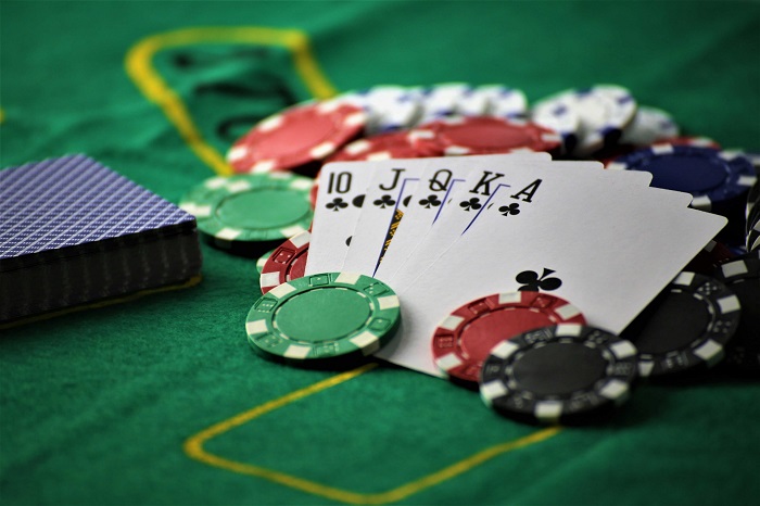 Cách chơi Liêng dễ thắng nhất mà game thủ Sin88 nên biết