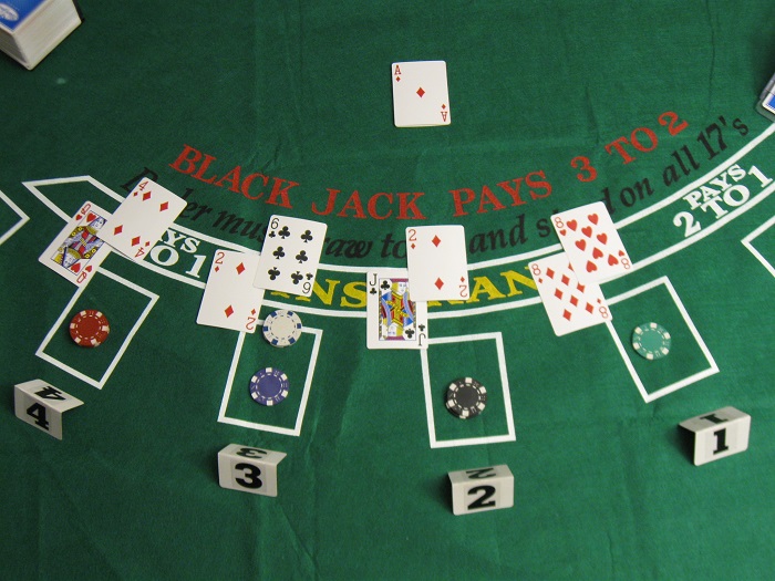 4+ kỹ thuật tách bài Black Jack dành cho dân chuyên